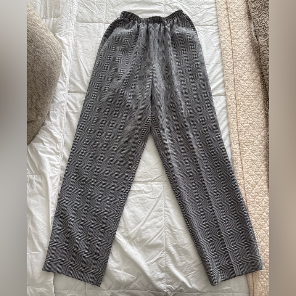 Alfred Dunner Women’s Gray Plaid Dress Pants